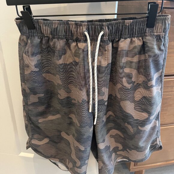 Free Fly Reverb Shorts - Picture 2 of 4